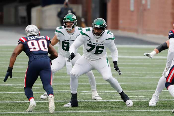 George Fant blocking with Jets